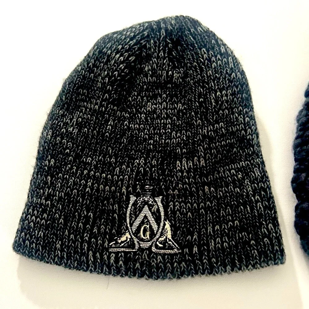 🍀 3 for $25 Set 2 Beanie Head Warmers Grey Black Embroidered Gruet Eddie Bauer